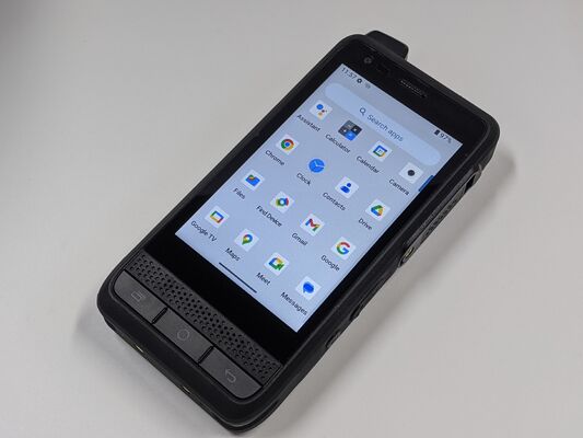 ราคาดี โทรศัพท์พื้นฐานแบบวอล์กกี้ทอล์กกี้พร้อมระบบปฏิบัติการ Android 15, แบตเตอรี่ 4350mAh และมาตรฐาน IP68/IP69K สำหรับการใช้งานที่สมบุกสมบัน ออนไลน์
